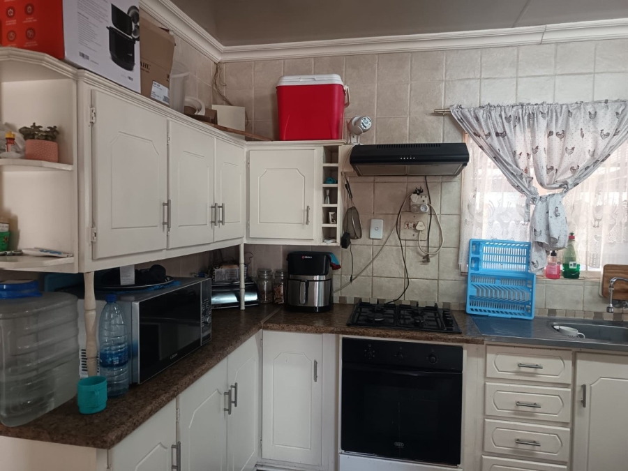 3 Bedroom Property for Sale in South Ridge Northern Cape